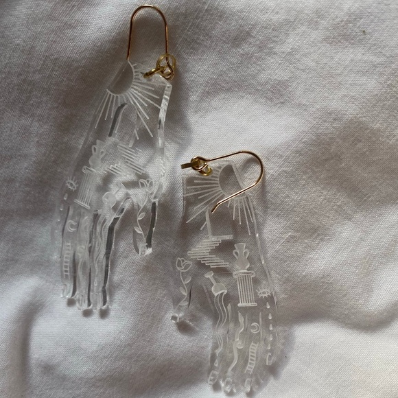 iHeartRaves Jewelry - Gold Artistic Hand Earrings